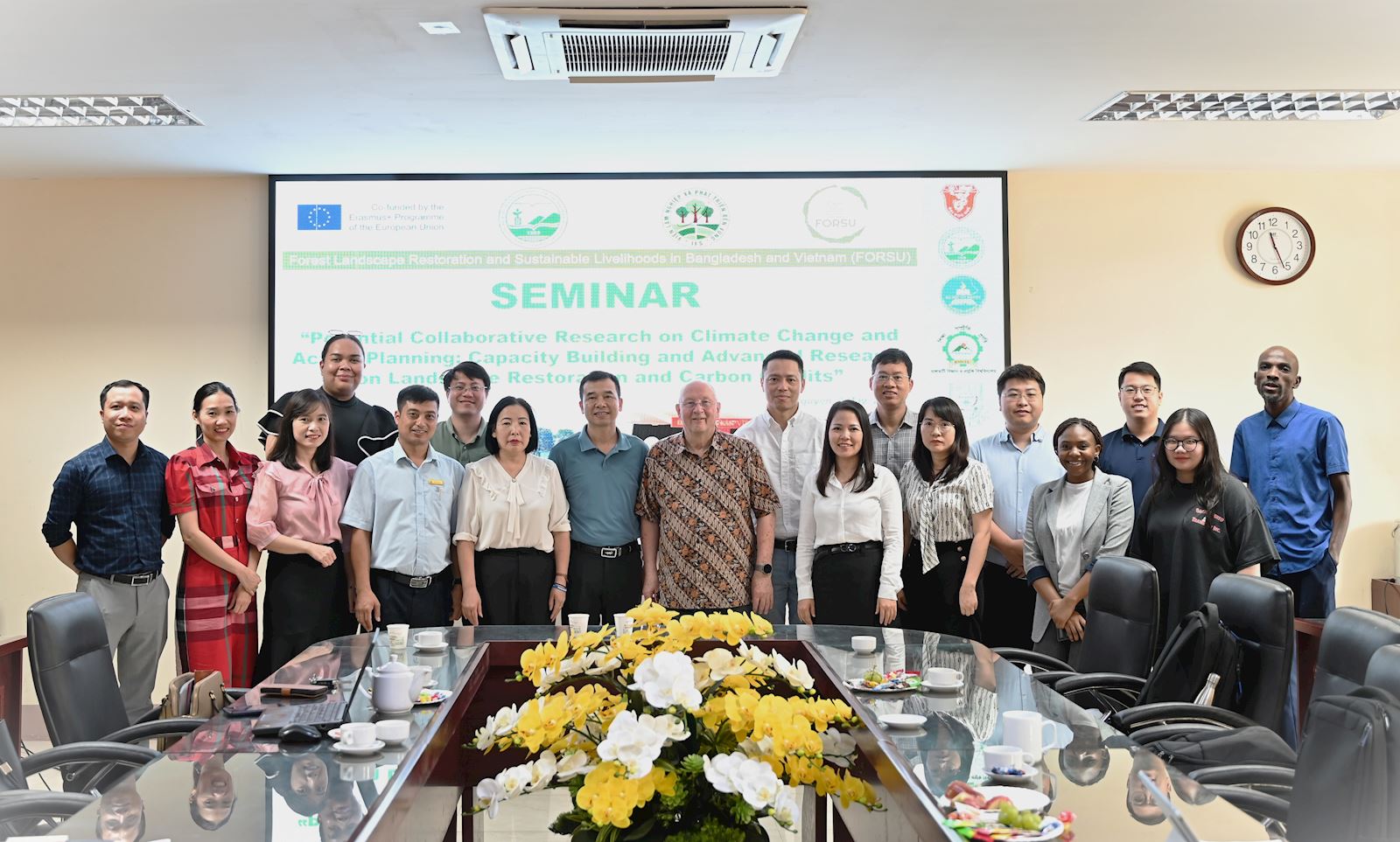 Sự kiện chia sẻ học thuật: “Tiềm năng hợp tác trong nghiên cứu về Biến đổi khí hậu và Kế hoạch hành động: Nâng cao năng lực và nghiên cứu chuyên sâu về Phục hồi cảnh quan và Tín chỉ carbon”