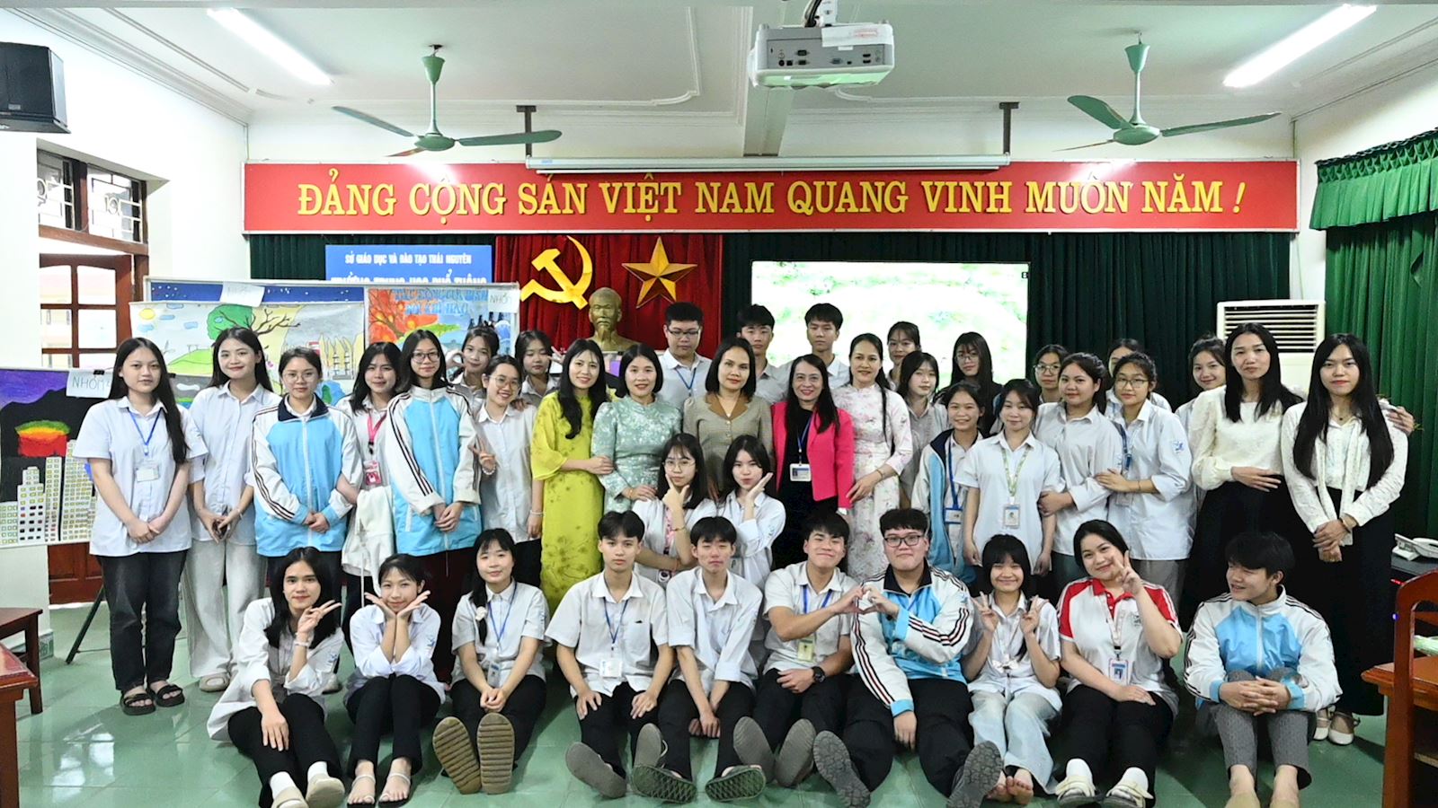 TUYÊN TRUYỀN VỀ BIẾN ĐỔI KHÍ HẬU TẠI THPT ĐỒNG HỶ